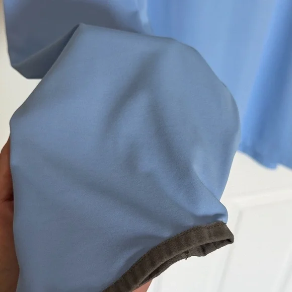 Eddie Bauer Men's Light Blue Mountain Graphic Long Sleeve Tee - Picture 6 of 8